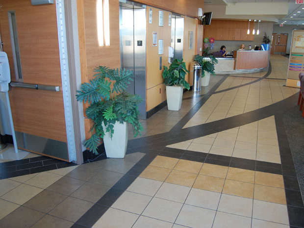 John Peter Smith Hospital, Fort Worth, lobby corridor