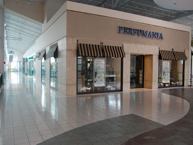 Parks Mall Phase II, Arlington, concourse floor